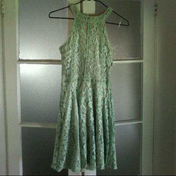 Lace Sage/Minty Green Dress EUC - Picture 2 of 9